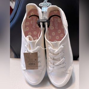 Mad Love Fran Platform Sneakers Casual Shoe White Canvas Lace-Up Women's Sz: 12